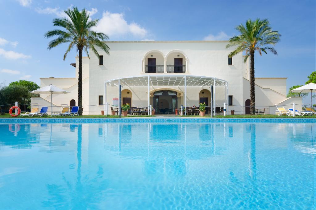 Amaregold Tenuta La Baronessa Resort Tuglie Exterior foto